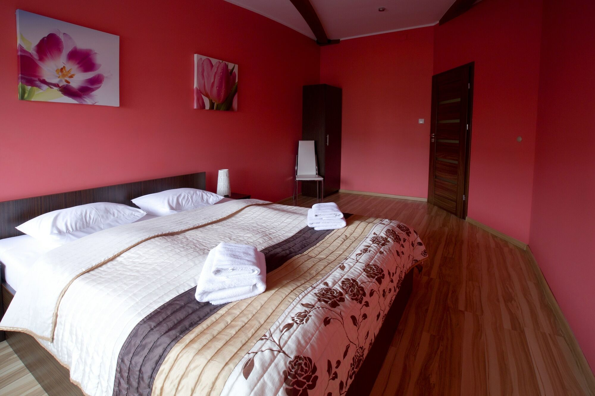 City Aparthotel